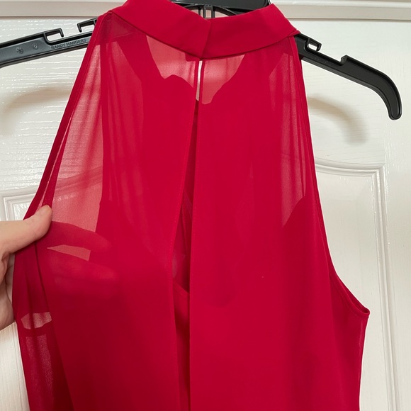 BCBGeneration georgette dress in ruby red size 10, ruffle front Host Pick🎉 NWOT - Picture 5 of 7